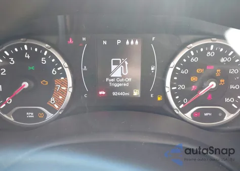 2019 Jeep Renegade Upland 4X4 из США, поврежденный, VIN ZACNJBAB0KPK21929